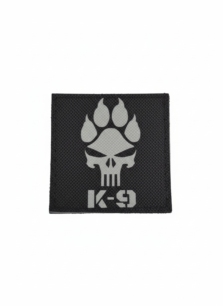 [DI0190018GRC] Oblea Laser Cut Punisher Perro K9 (Gris claro)