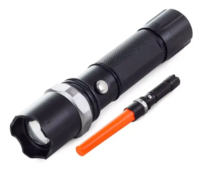 [VA0250005NEG] Kit Linterna Táctico Swat